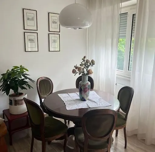 Διαμέρισμα Da Emma E Carlo - Homy Apt. Tirano