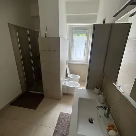 Apartman Da Emma E Carlo - Homy Apt. Tirano